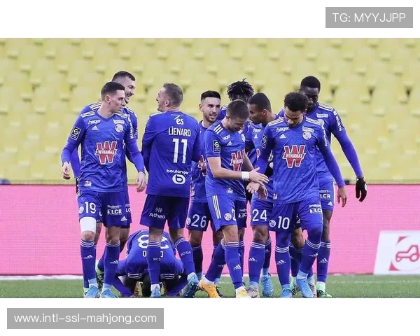 斯特拉斯堡虽败犹荣，青年军战术执行力获恩里克肯定