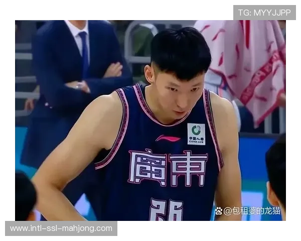 广东华南虎主场力克新疆伊力特，周琦砍下28分15篮板统治内线。