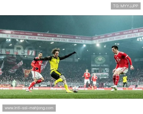 德甲下半程争冠保级双线混战,联赛悬念持续加深 德甲下半程争冠保级双线混战,联赛悬念持续加深